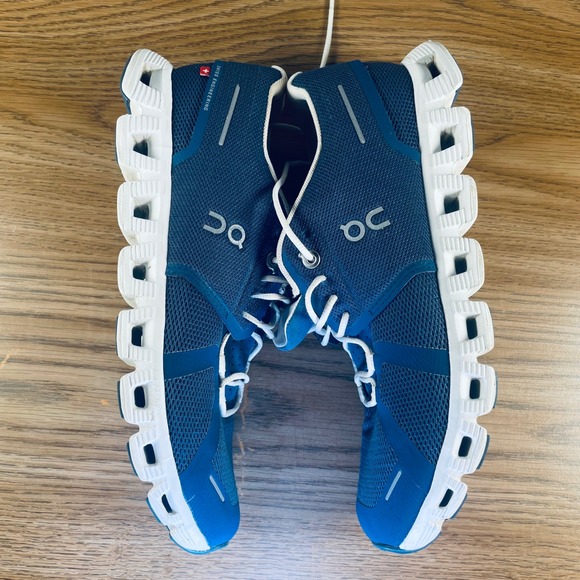 On Running Cloud Waterproof Running Shoes Women's Size 9.5 Blue - Picture 9 of 10